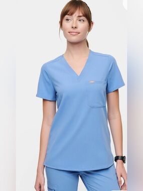 NWOT FIGS Women’s Catarina Ceil Blue Scrub Top - Size XXL